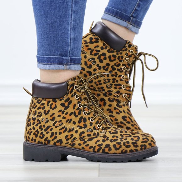 Women's Leopard Combat Lace-up Ankle Boots Low Heel Casual Short Booties - Picture 3 of 12